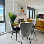 Appartement Carillon 60 With Free Secure Parking *