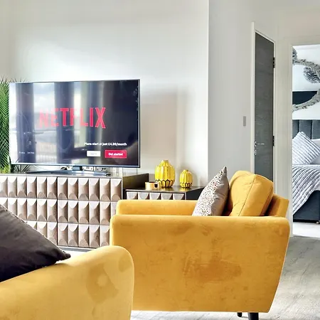 Carillon 60 With Free Secure Parking *