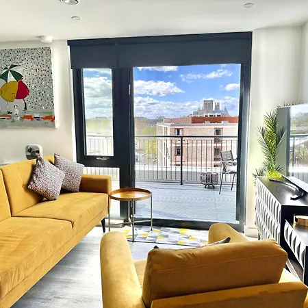 Carillon 60 With Free Secure Parking Apartment *
